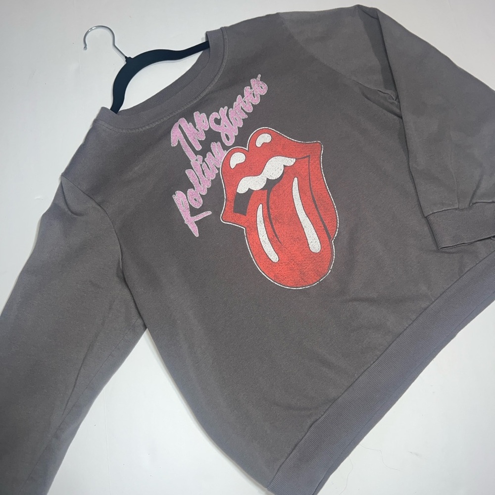 The Rolling Stones Gray Sweatshirt with Red and Pink Graphic - Picture 3 of 7